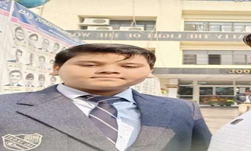 देवरिया का लाल अनूप बर्नवाल ने ICSE बोर्ड मे 98.4 प्रतिशत प्राप्त किया तो क्षेत्र और घर में बना खुशियों का माहौल*