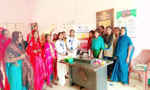 नव्या इण्डिया फाउंडेशन के स्टीच फार चेन्ज प्रोग्राम से भारी संख्या मे जुड रही बनटागिया महिलायें